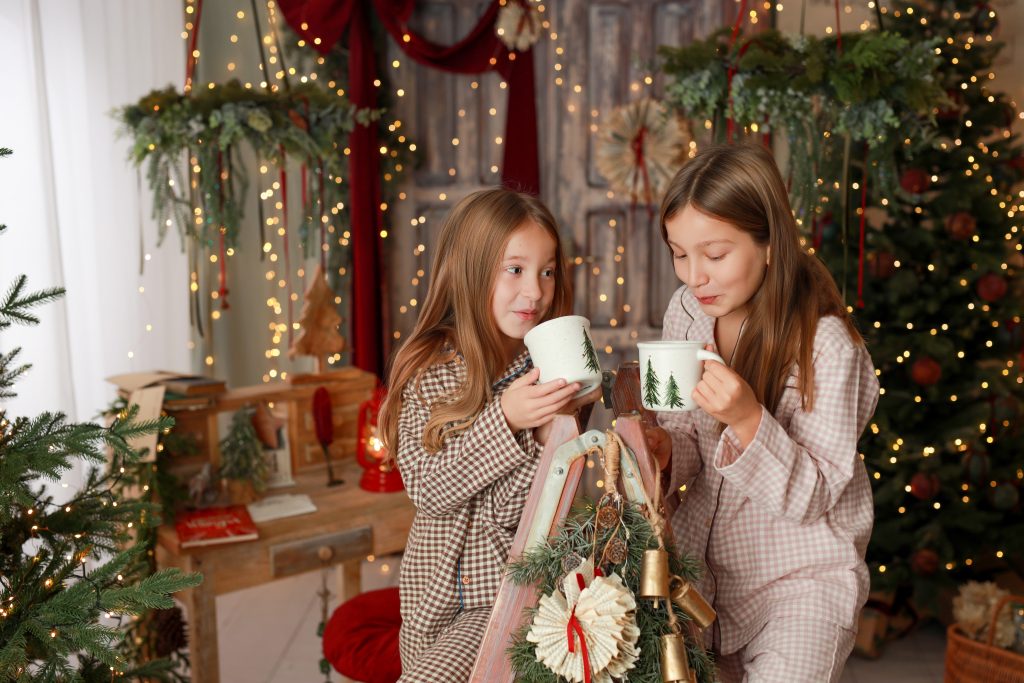 klimatyczna sesja świąteczna Wyszków – naturalne zdjęcia dzieci